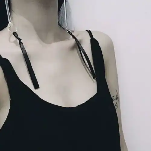 所有的心酸与不甘到最后都要笑着坦然接受