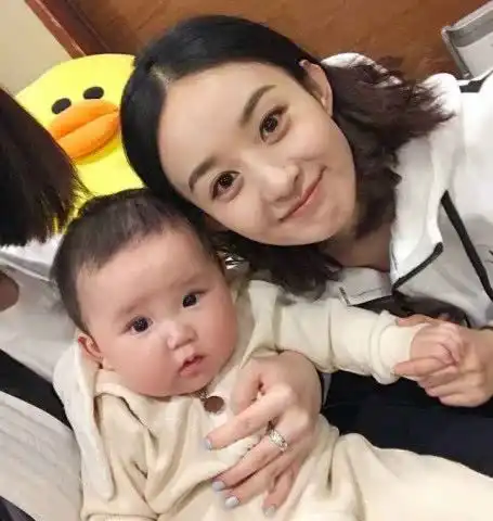 杨幂的小腿,唐嫣的细腰,刘诗诗的气质,赵丽颖的