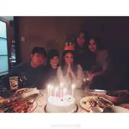 星事件周迅喜迎生日,陈坤零点祝福
