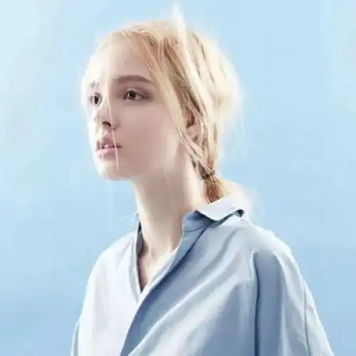  情侣头像他若心里有你,离得再远也会去找你