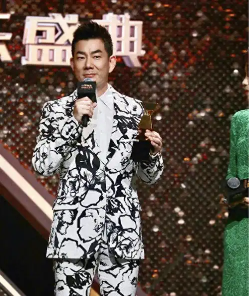  音乐盛典5位披哥受邀,于文文美爆,李宇春时代少年团有排面