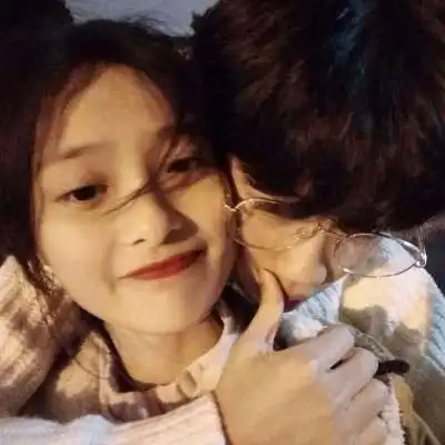  浪漫情头好看情侣动漫头像一左一右