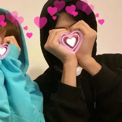  情头,明显又很甜的情侣头像