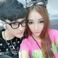  慎嘉映情侣头像那夕阳下的男孩是我家相伴岁月的情侣qq头像