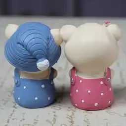  卡通情侣小猪儿童生日礼物家居装饰品搁板摆件三文治