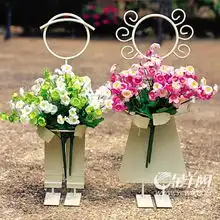  男女家饰点亮爱的气氛