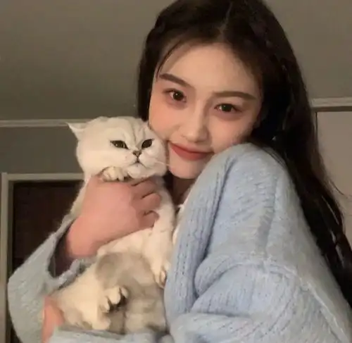  精选优质温柔小众好看的女生头像47