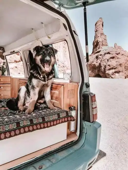  开房车上路,年轻就要换个活法