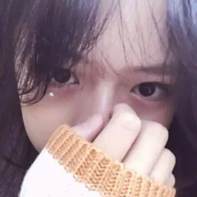  网红头像女高冷侧脸图片,要把心交给自己的眼睛