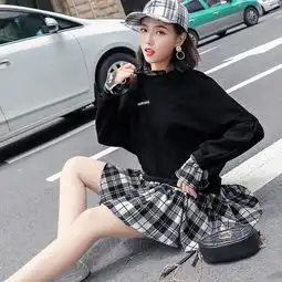  时尚修身的版型,温柔又有气质,勾勒妙曼身姿