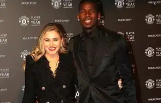  足坛又1对黑白配情侣你可能不相信,当年是美女先追的野兽