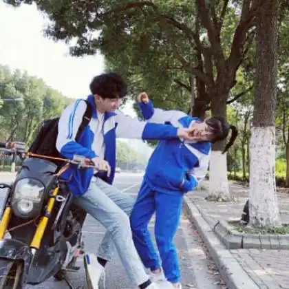  文艺范的情侣头像图片简单又好看经典一对