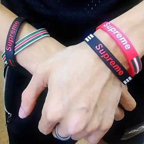  supreme运动手环男女硅胶手圈橡胶情侣手链女韩版nba篮球手环大码