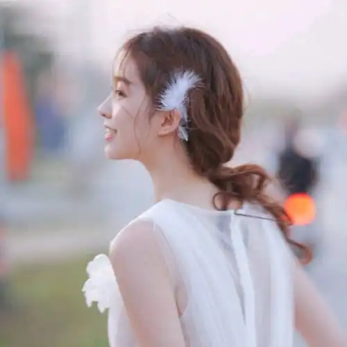  温柔和爱才是生活止痛剂文艺好看的女生头像