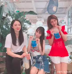 曝李小璐闺蜜甘薇离婚,破产老公支付巨额抚养费,女方朋友圈曝光
