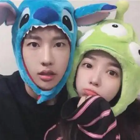  搞怪的情侣走到一起才是般配,搞怪的情侣头像一对