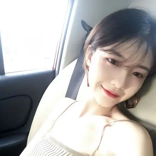  女生头像丨平淡中的相守,才最珍贵简单中的拥有,才最心安