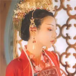  2018红色唯美古风嫁衣美人头像我着一身红衣恨不能相思