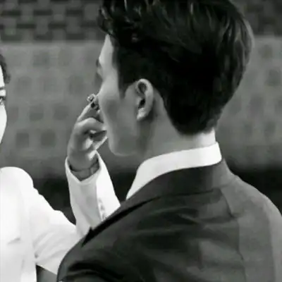  情侣头像黑白高清不带字真人头像黑白一人一张