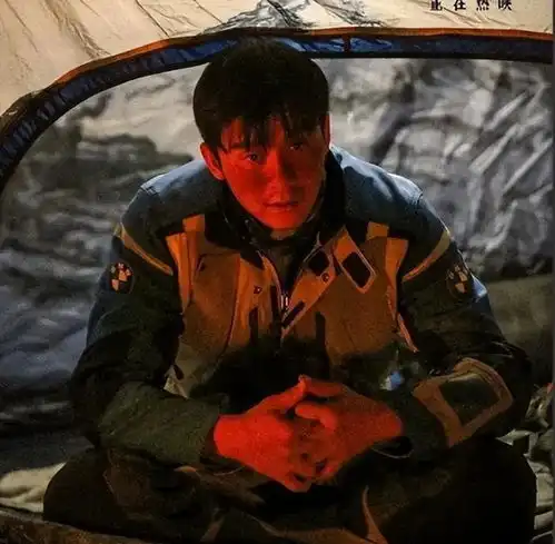  一个李晨,一个邓超,不是演技扛不起票房,而是人品滤镜早被败光