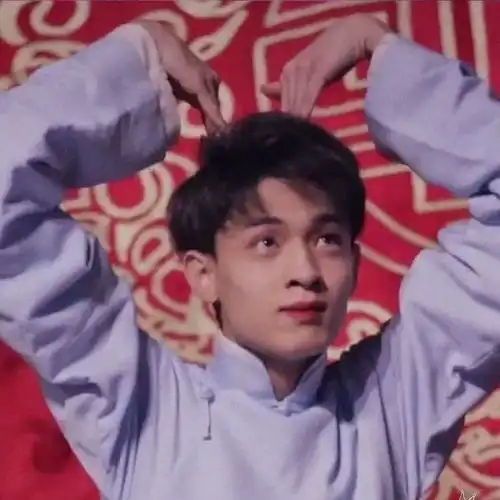  头像ins风的男生头像