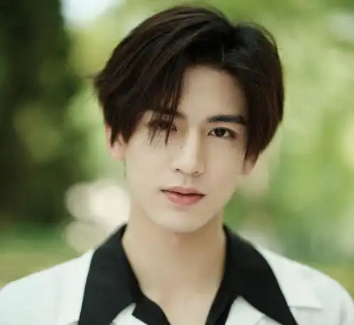  天官赐福演员全阵容,全员采用新人演员,翟潇闻张凌赫已进组