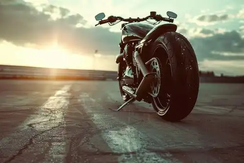  机车特写高清摄影图壁纸广告素材下载至来源处