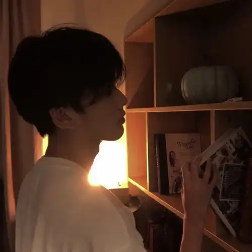  头像丨生活明朗,万物可爱