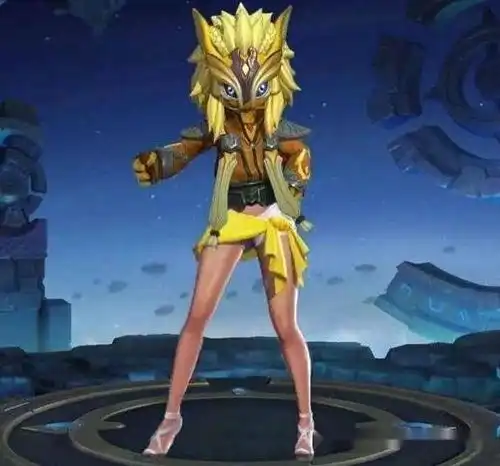  农药大神cos英雄,鬼谷子变大长腿网友看着关羽流鼻血