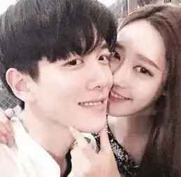  男生去网吧时,还主动给你发这3条消息,说明你比游戏重要多了