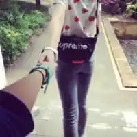 闺蜜qq头像两张背影