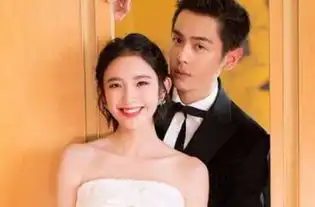  被爱情滋润过的女人唐艺昕婚后马甲线太性感,小蛮腰a爆全场