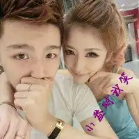  壁纸一个男孩在等候着什么微信头像图片大全