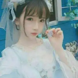 2018姐妹头像高冷两张一人一张女孩子的友谊很简单