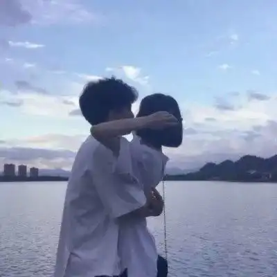  抖音最新超火爆情侣头像真人高清冷酷帅气霸气黑白情头