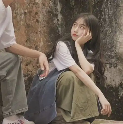  情侣头像001男生女生头像,陪伴大猪蹄子的一天