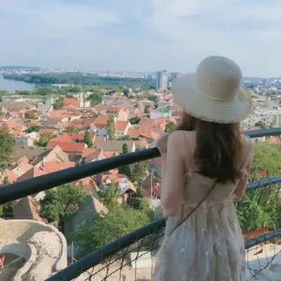  qq头像女背影小清新帅气头像女背影长发