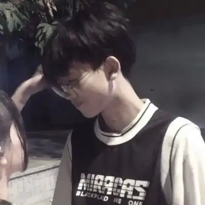  楚雨荨真人情头部位宠溺小众情侣头像我要个性网