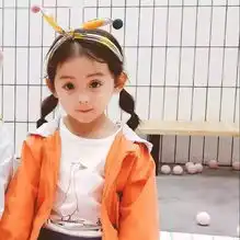  情侣头像爱情这种东西合得来就合合不来就散委曲求全的都是笨蛋