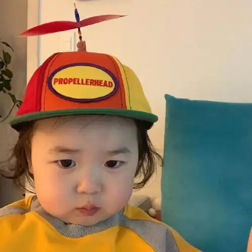 抖最近特别火的小孩叫黄什么