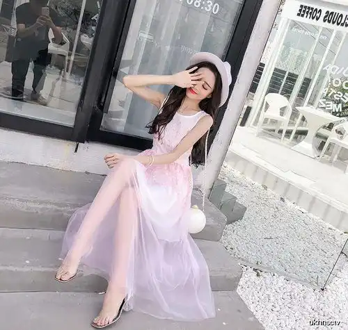  甜美的时尚连衣裙,仙气十足,打造你的优雅气质