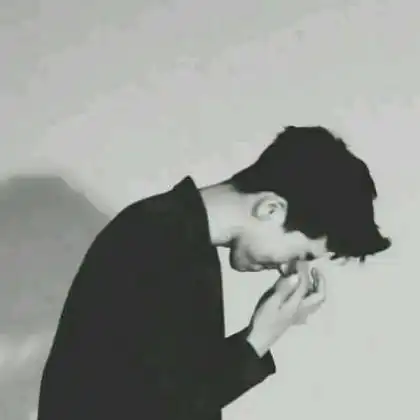  头像男生霸气冷酷,有几张黑白色也有抽烟的