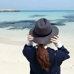  有没有和这张照片相似的或者情侣的照片