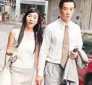  她是张国荣女儿,最美玉女身陷男神三角恋,吴奇隆为爱她重色撕友