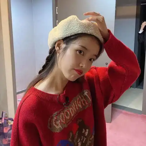  红色系开运穿搭5种显白又复古的搭配,2021新年就该这么红