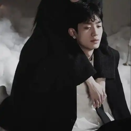  好看的人会收藏的有趣头像