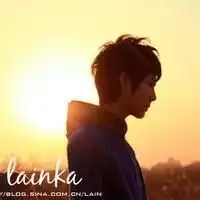  谁能给我弄套情侣网名和情侣头像,速度速度阿