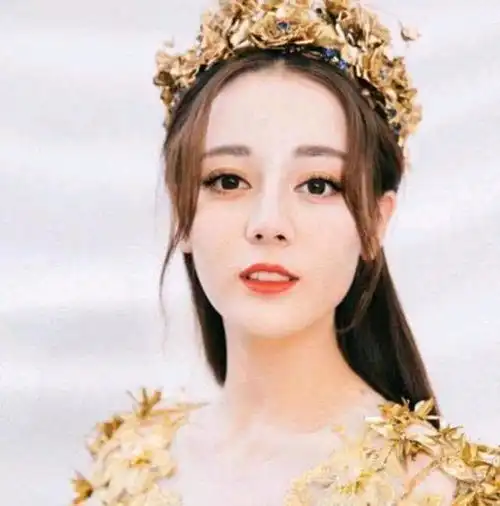 自己的员工,闺蜜,竞争对手,好朋友都拿了金鹰女神,自己却没有