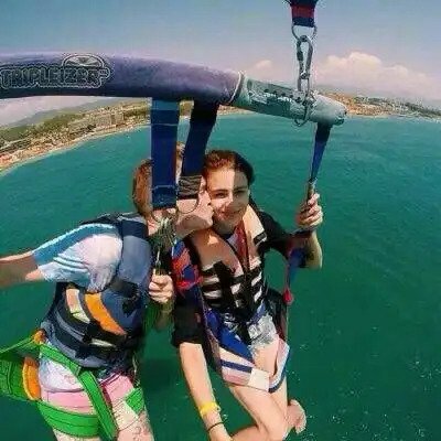  超酷潮流欧美情侣头像你的一言一语铭记在心里