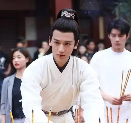  天官赐福拍摄期8个月共60集,网友吐槽太长不想看